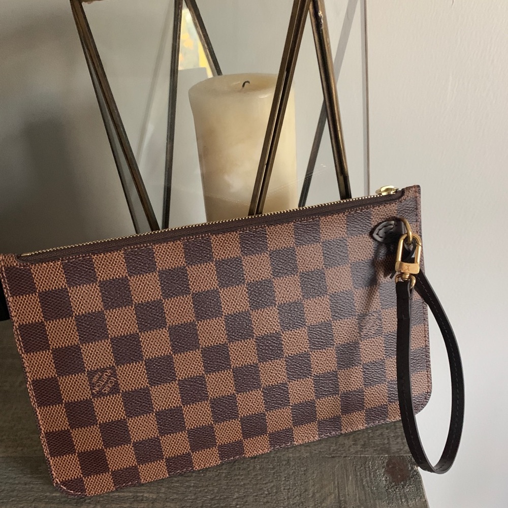 Louis Vuitton Damier Abene Clutch